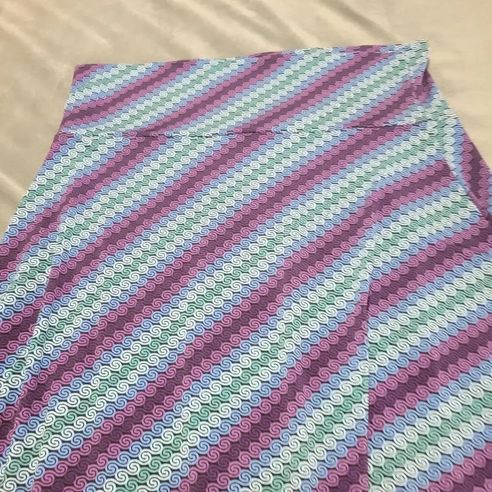 LULAROE Skirt Womens Large Blue Purple Striped‎ Comfort Strech Pull On Geometric